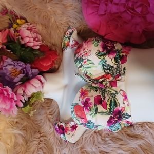 PRICE DROP TODAY 🩱BEAUTIFUL SWIMSUIT TOP